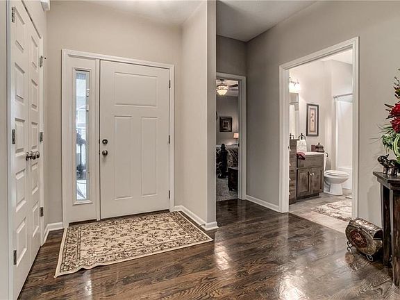 10' ceilings and beautiful natural hardwood floors!