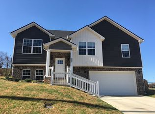 1391 Holden Dr, Clarksville, TN 37042