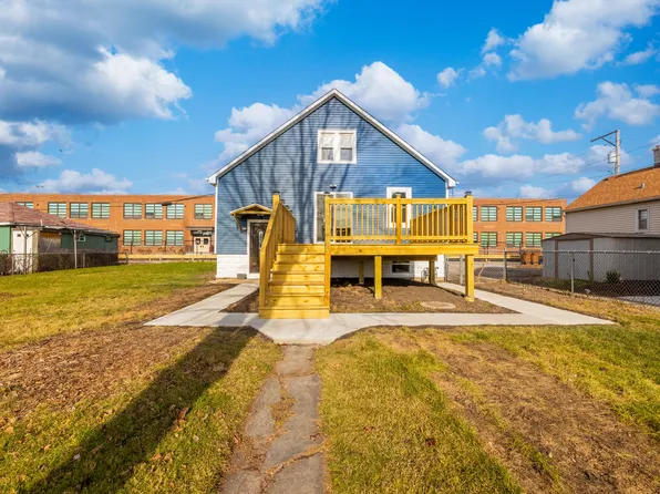 7324 W 60th Pl, Summit, IL 60501