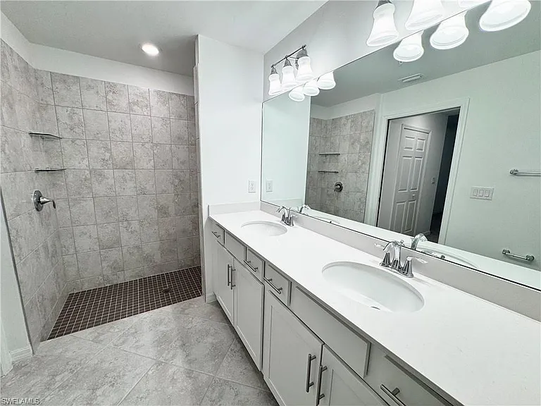 15970 Grassland Ln #2813 — Photo 9
