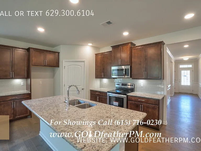 8019 Forest Hills Dr — Photo 1