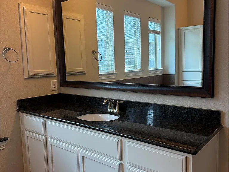 10206 S Goshawk Trl — Photo 16