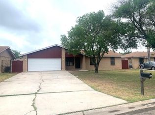 901 Sandy Ln, Laredo, TX 78045