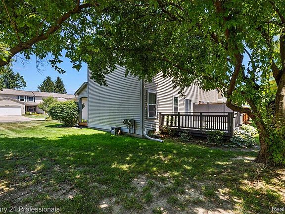 5th image of 3149 Megan Dr