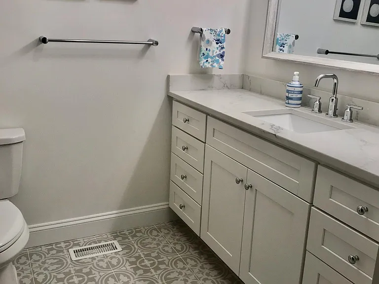 212 Simpson Ave #1 — Photo 13