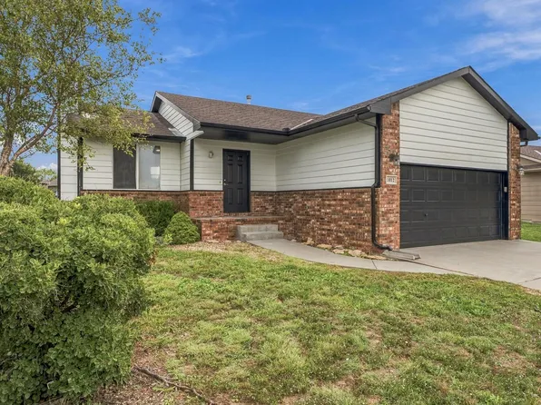 1012 E Winding Lane St, Derby, KS 67037