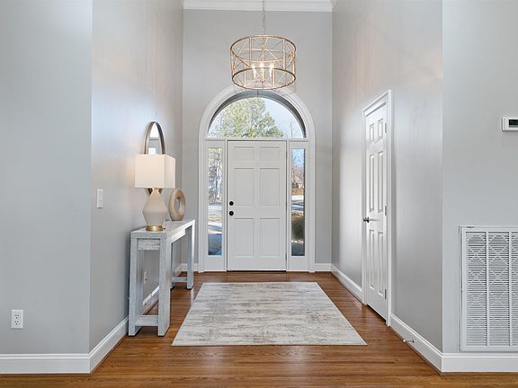 3rd image of 1320 Cove Lake Cir
