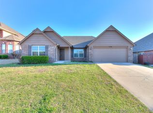 13106 E 42nd St S, Tulsa, OK 74134
