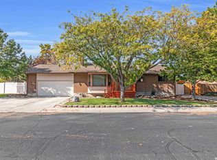 427 Country Clb, Tooele, UT 84074