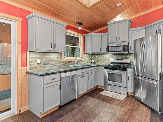 8353 177th Ln NE, Columbus, MN 55025