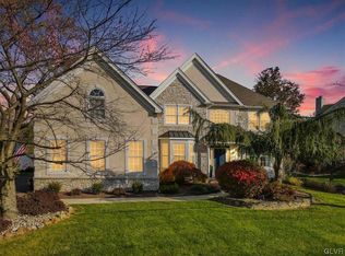 4925 E Valley Rd, Center Valley, PA 18034