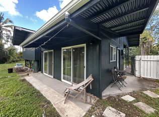 15-1584 17th St #1, Keaau, HI 96749