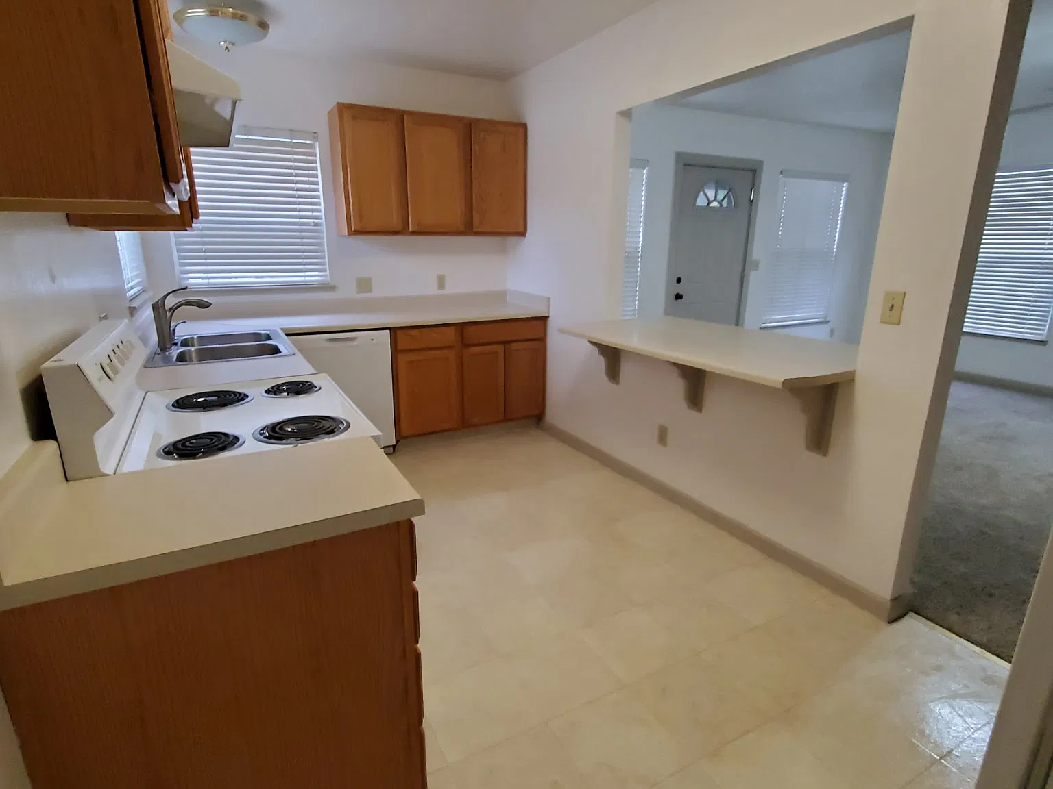 2 bed, 864 sqft, $2,350 — Photo 4