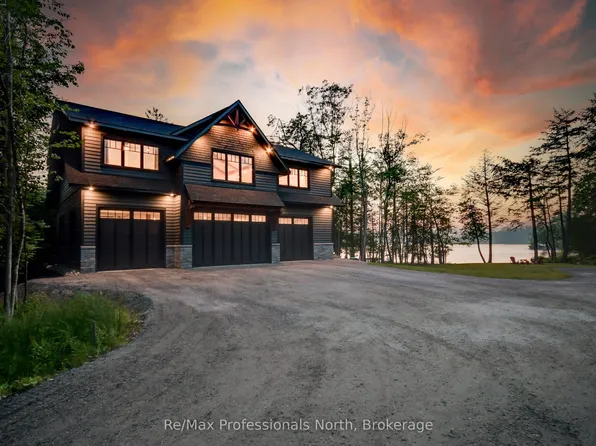 1054 Brydons Bay Rd, Gravenhurst, ON P1P 1R1