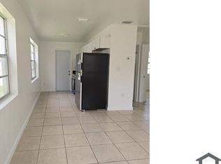 2010 NW 31st St, Miami, FL 33142
