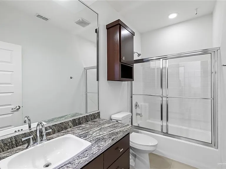 1413 E Keeton Ave #20 — Photo 4