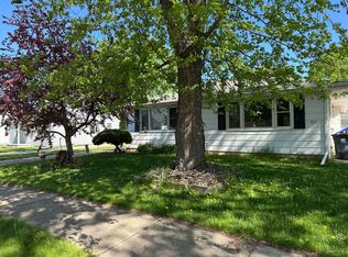803-805 Caroline St, Neenah, WI 54956