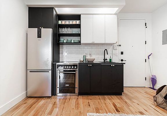 2nd image of 1226 Herkimer St #4D