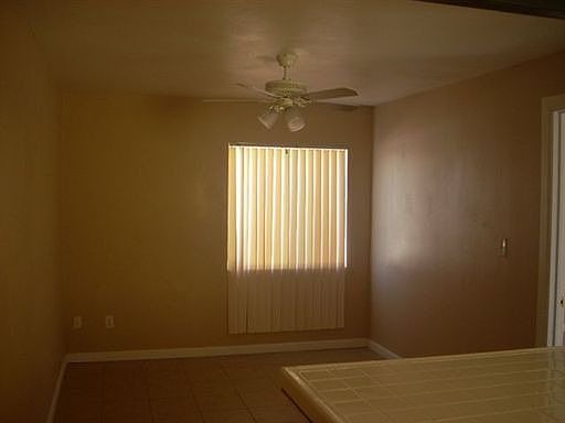 3rd image of 3536 1/2 Euclid Ave