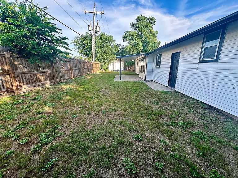 5804 Deer Lake Dr — Photo 10