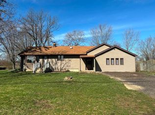 1982 N Meridian Rd, Rockford, IL 61101