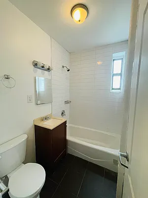 Rented by Zjama Realty Corp | media 12