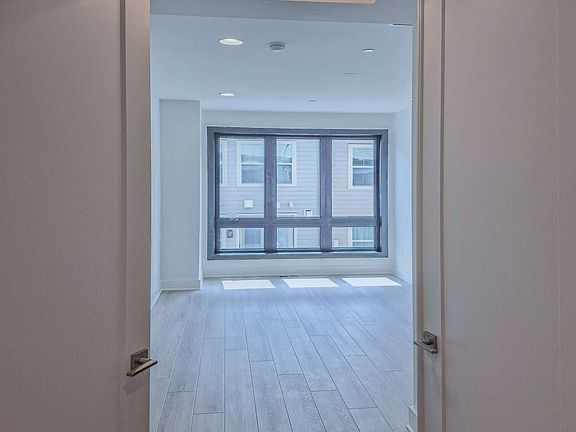 5th image of 14920 Dispatch St Homesite 13