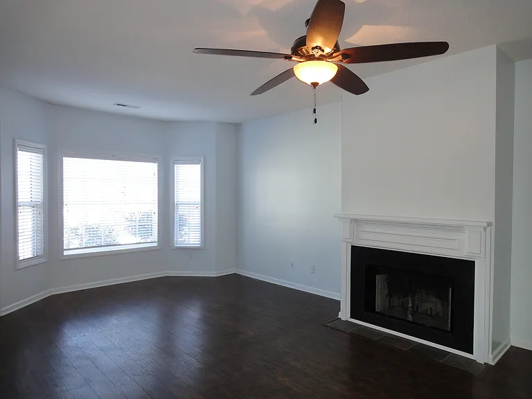 306 Silverberry Ct — Photo 20