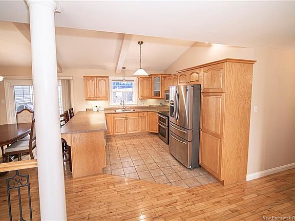 2nd image of 50 Ripley St
