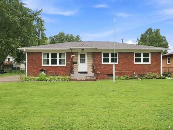4131 N Linwood Ave, Davenport, IA 52806