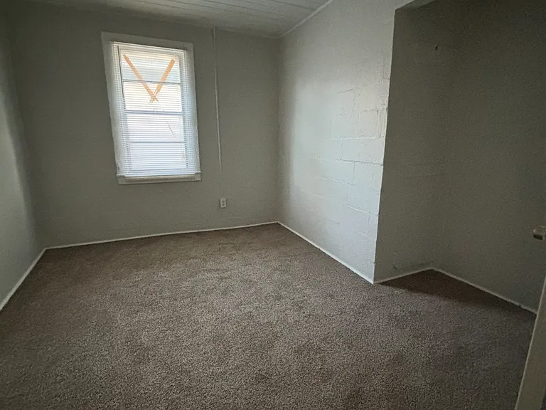1005 W Arch St #C — Photo 10