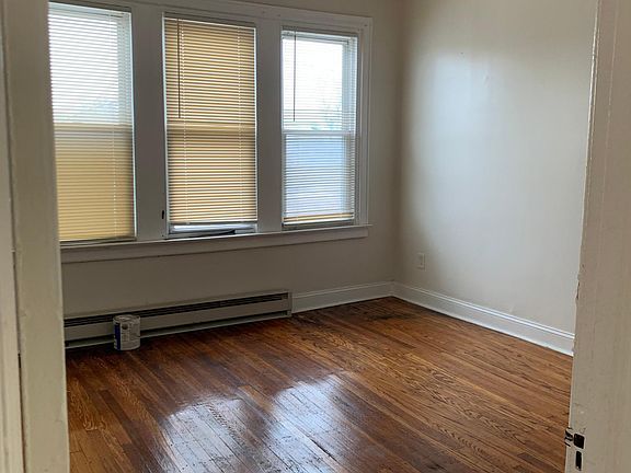 4th image of 4770 Tampa St Floor 2