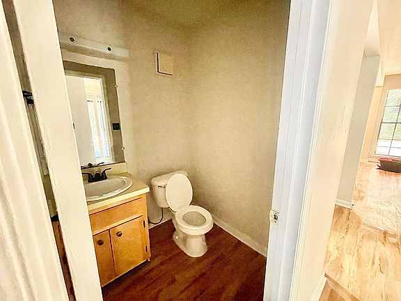 5th image of 2315 Green Timbers Trl #B
