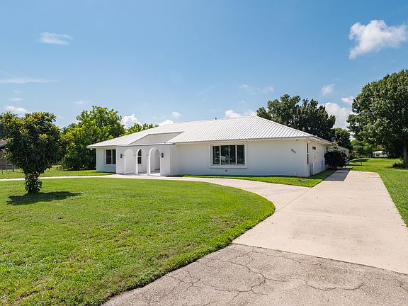 2nd image of 312 De Soto Avenue