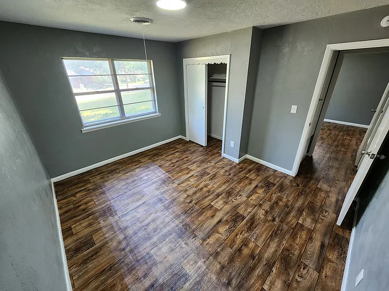 1509 E Nancy Dr — Photo 4