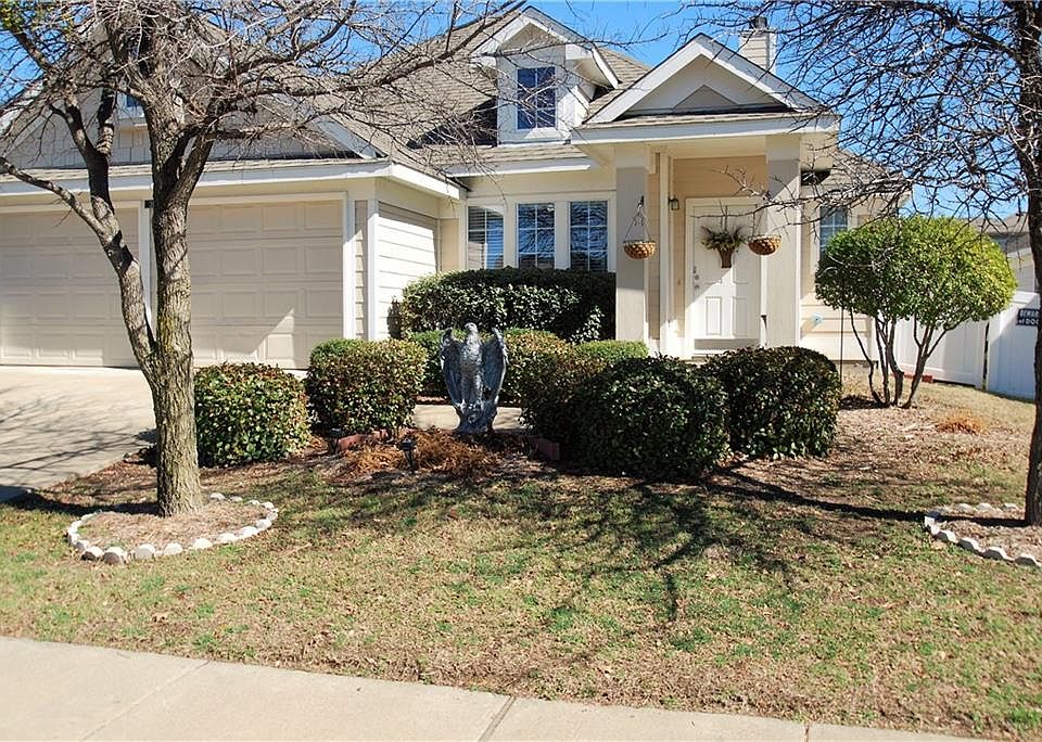 1st image of 313 Hilltop Dr