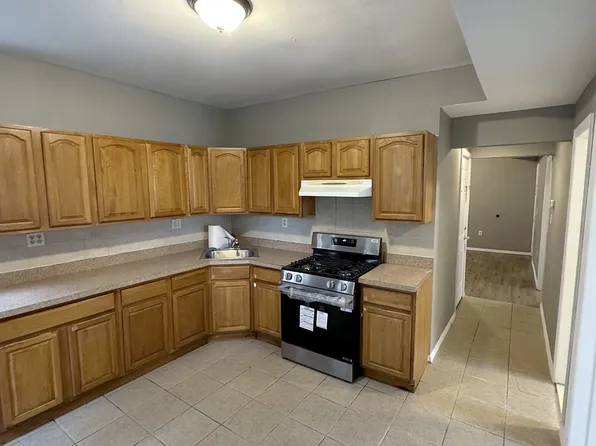 550 Norwood St Floor 2, East Orange, NJ 07018