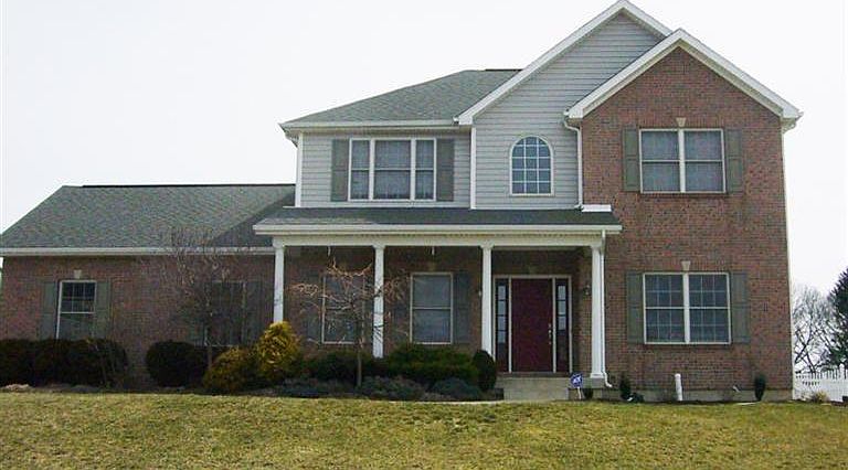 1st image of 950 Oak Hill Ct