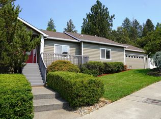 212 Wagon Wheel Dr, Grants Pass, OR 97527