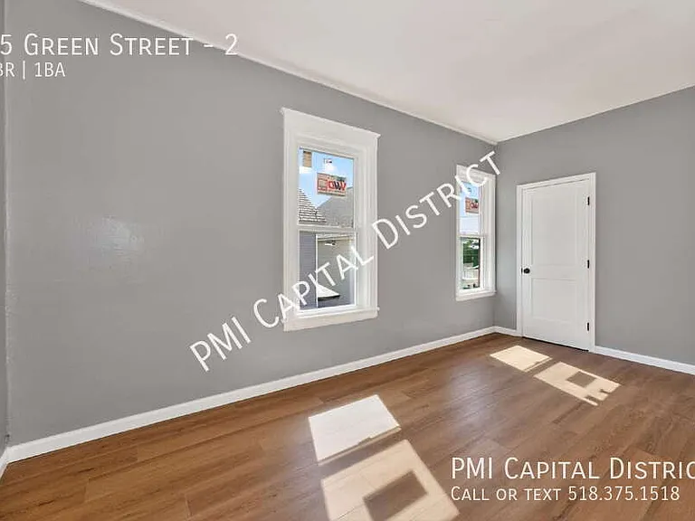 25 Green St #2 — Photo 11