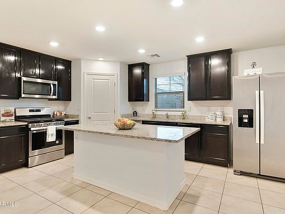 5th image of 8229 W ILLINI Street
