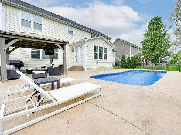6448 Creekside Cir, Galena, OH 43021