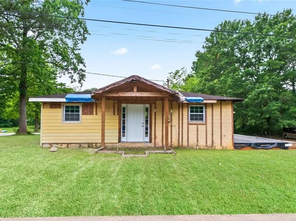 34 Cherry St, McDonough, GA 30253