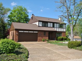 6 Tower Ln, Glen Carbon, IL 62034