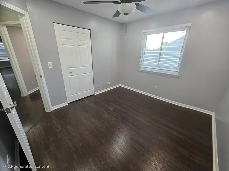 302 Barton Ct — Photo 10