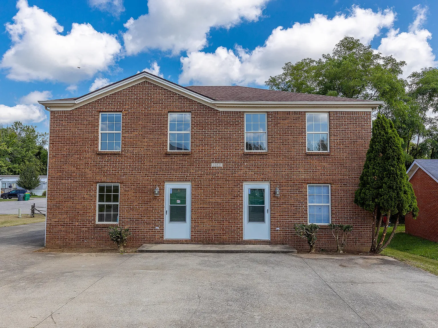 2 bed, $1,350 — Photo 1