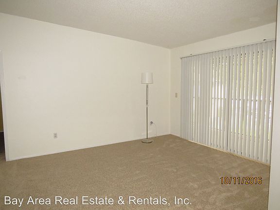 4th image of 6004 Laketree Ln APT F
