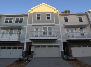 1040 Diamond Dove Ln, Apex, NC 27502