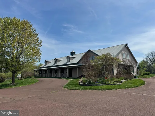 99 Plymouth Rd, Blue Bell, PA 19422