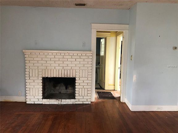 3rd image of 311 Concord Dr